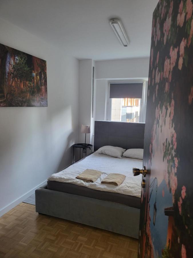 Studio Zelazna Rooms Near Old Town Warsaw Exterior photo